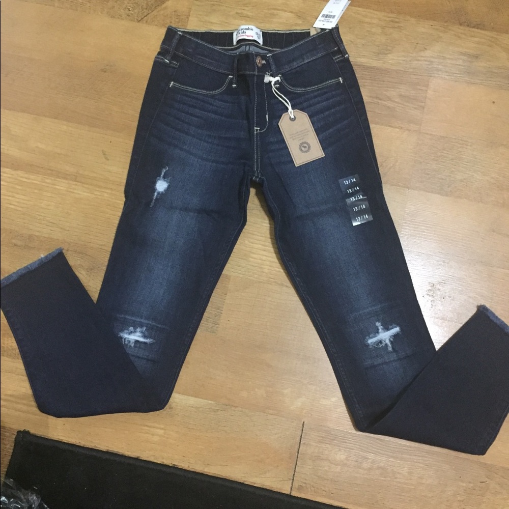 Abercrombie kids 13/14 dark wash